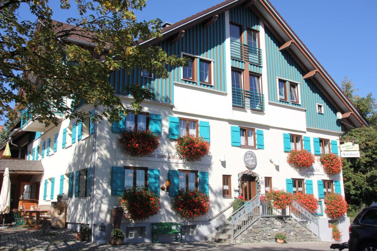 Lustiger Hirsch Hotel Akams Exterior photo